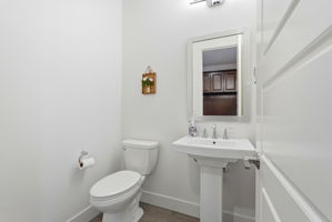 054_F8_4340 Hummingbird Cir