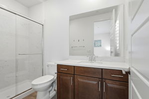 062_F8_4340 Hummingbird Cir