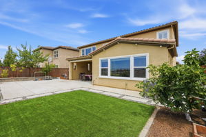 073_F8_4340 Hummingbird Cir