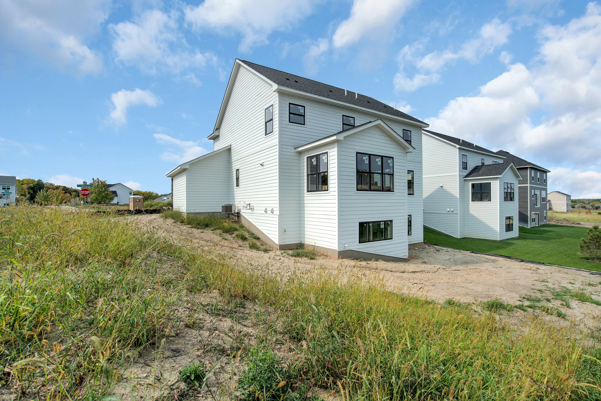  4340 Woodland Cove Pkwy, Minnetrista, MN 55331, US Photo 2