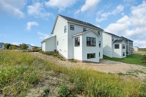  4340 Woodland Cove Pkwy, Minnetrista, MN 55331, US Photo 1