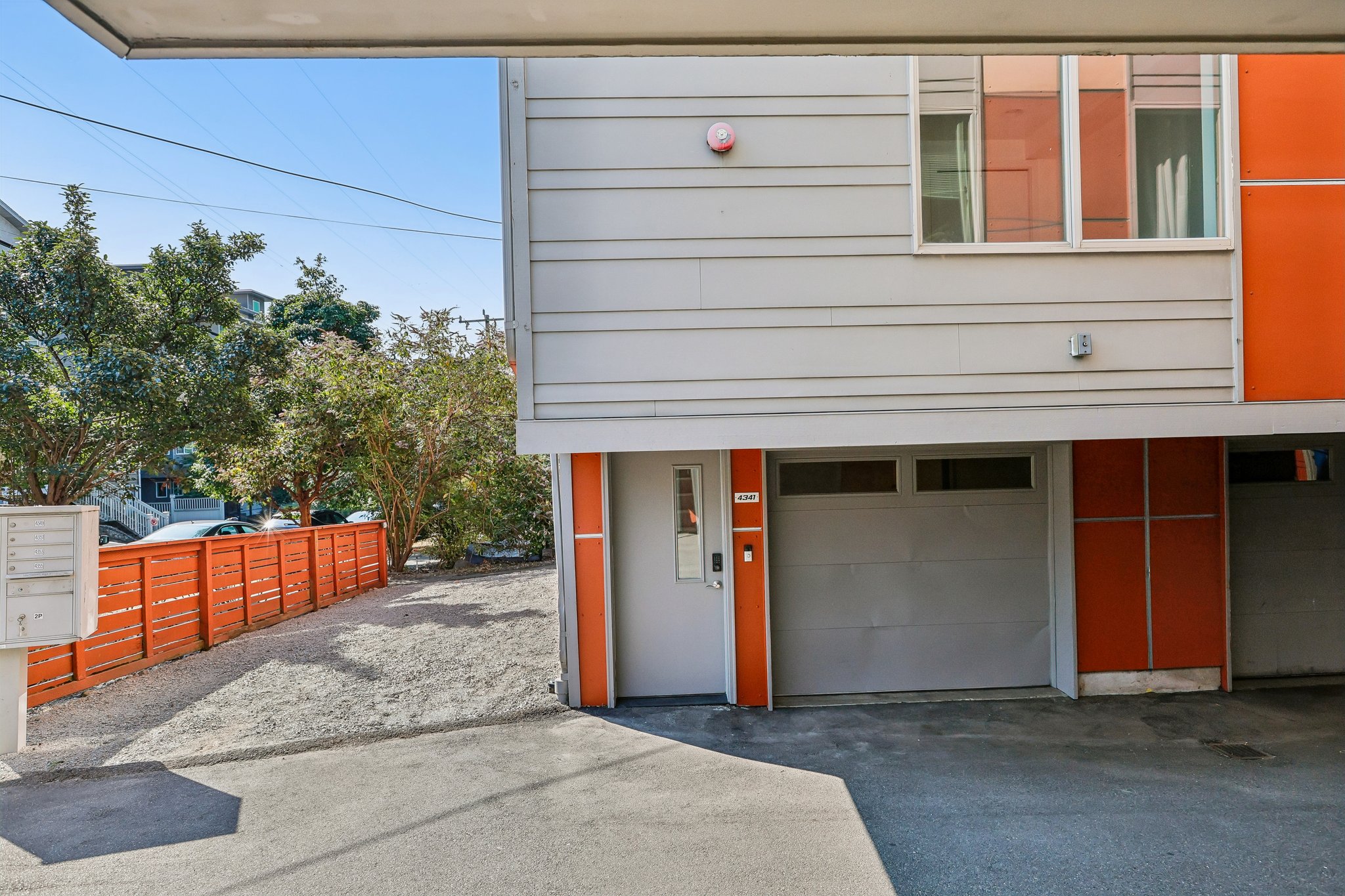 8th Ave NE-S1908-003.jpg
