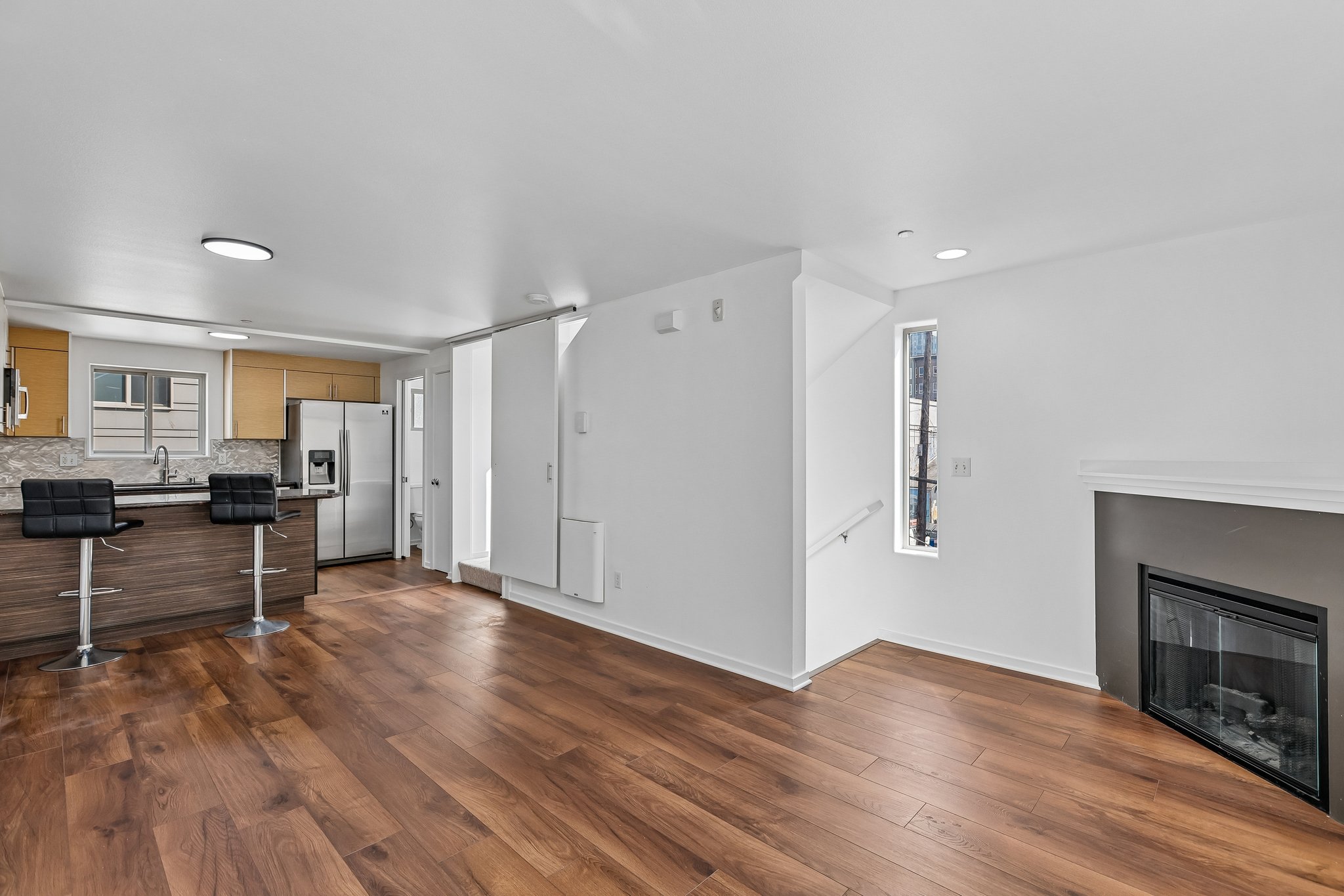 8th Ave NE-S1908-007.jpg