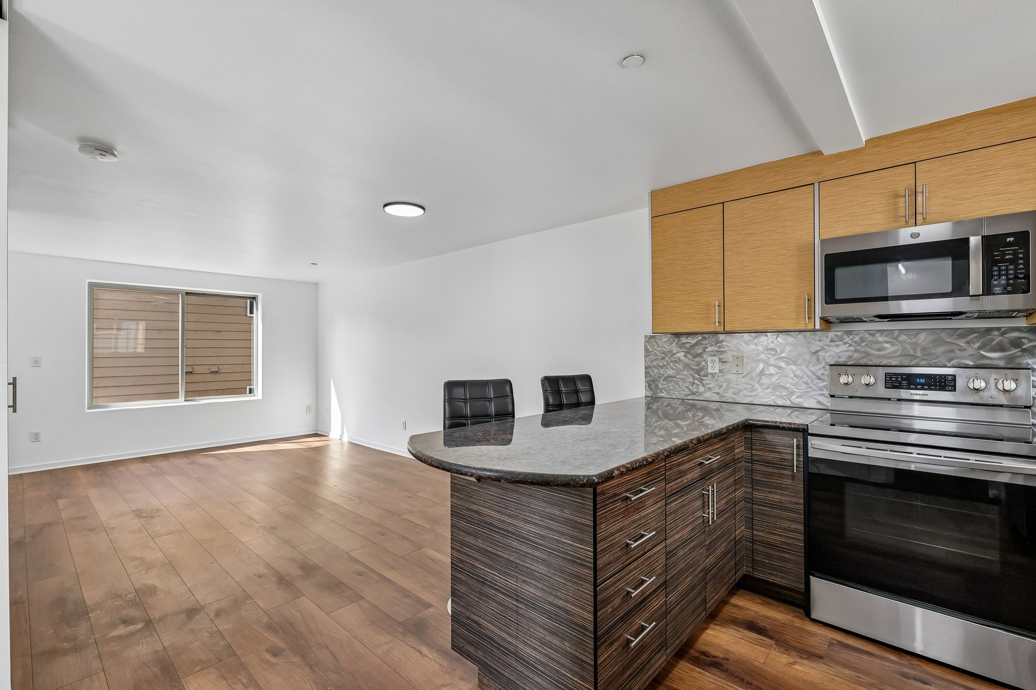 8th Ave NE-S1908-012.jpg