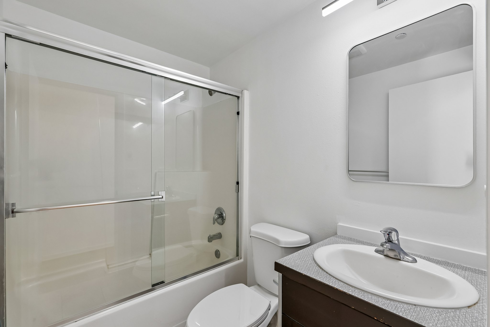 8th Ave NE-S1908-021.jpg