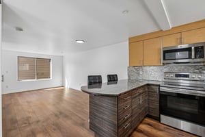 8th Ave NE-S1908-012.jpg