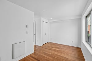 8th Ave NE-S1908-017.jpg