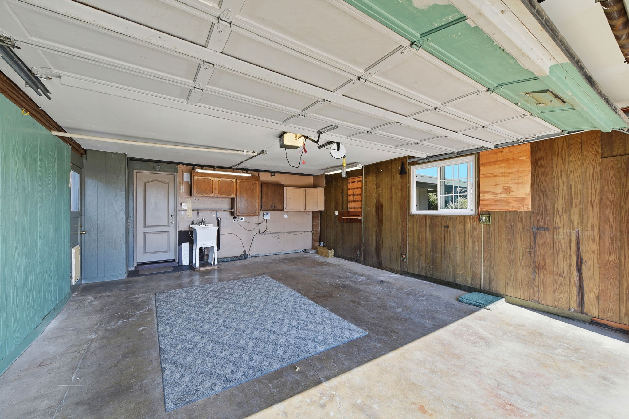 032_F8_43416 Columbia Ave