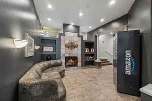 Roosevelt Way NE 608-S0109-005.jpg