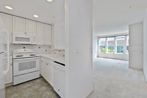 Roosevelt Way NE 608-S0109-013.jpg