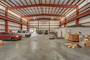 S Oakley Ave-007