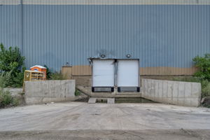 S Oakley Ave-003