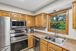 Moss Ridge Ln-S2105-021.jpg