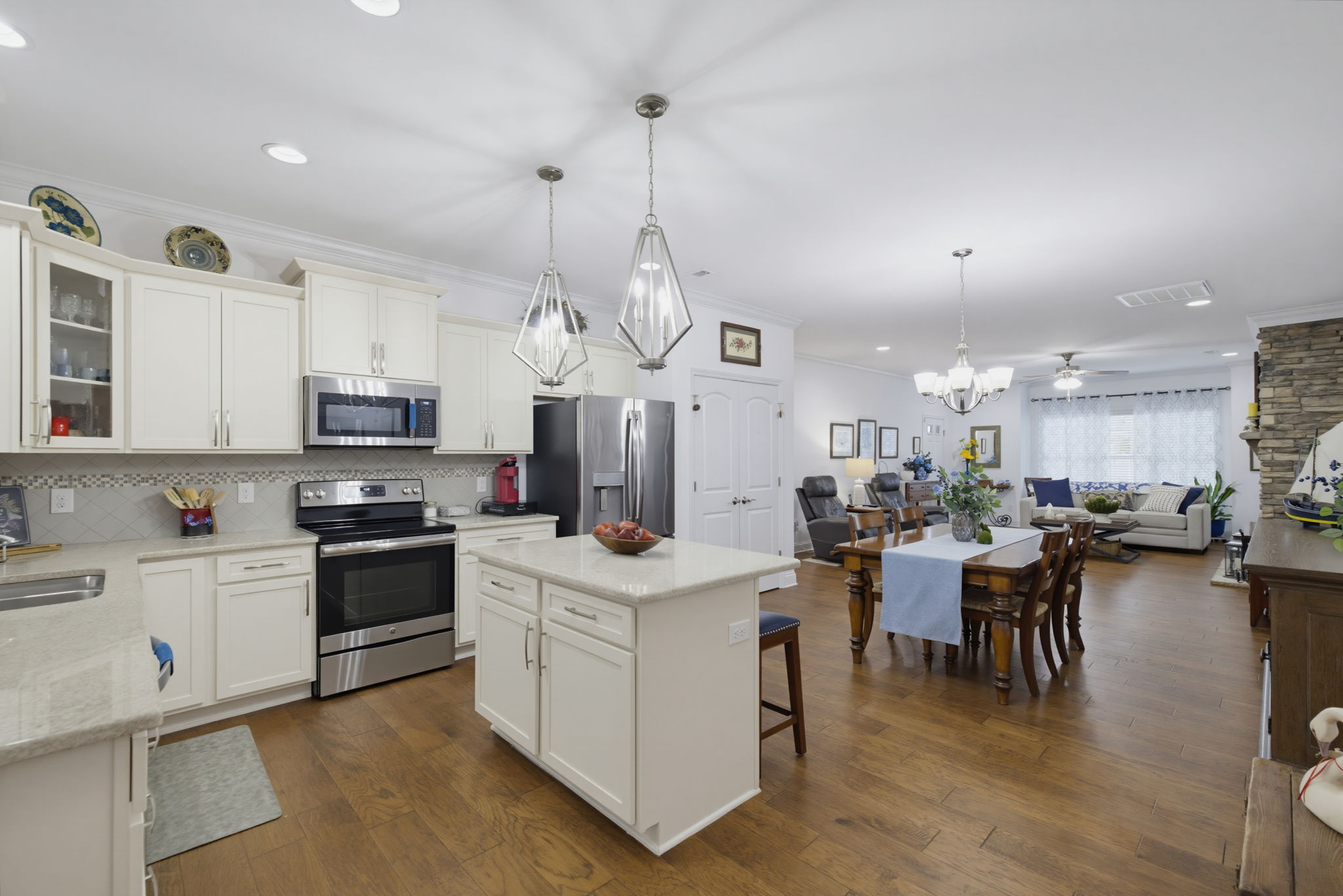 4344 Rockledge Ln-15