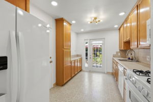 007_F8_43449 Jerome Ave