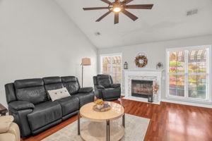 4345 Rocky Brook Ct-8
