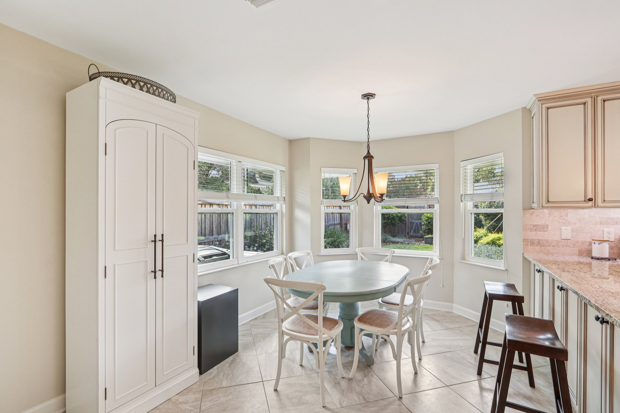 Kincardine Dr-S2609-015.jpg