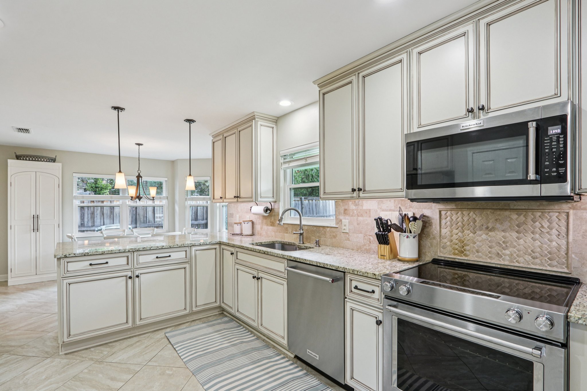 Kincardine Dr-S2609-021.jpg