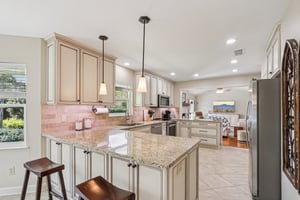 Kincardine Dr-S2609-017.jpg