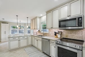 Kincardine Dr-S2609-021.jpg