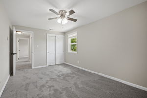  Photo 33
