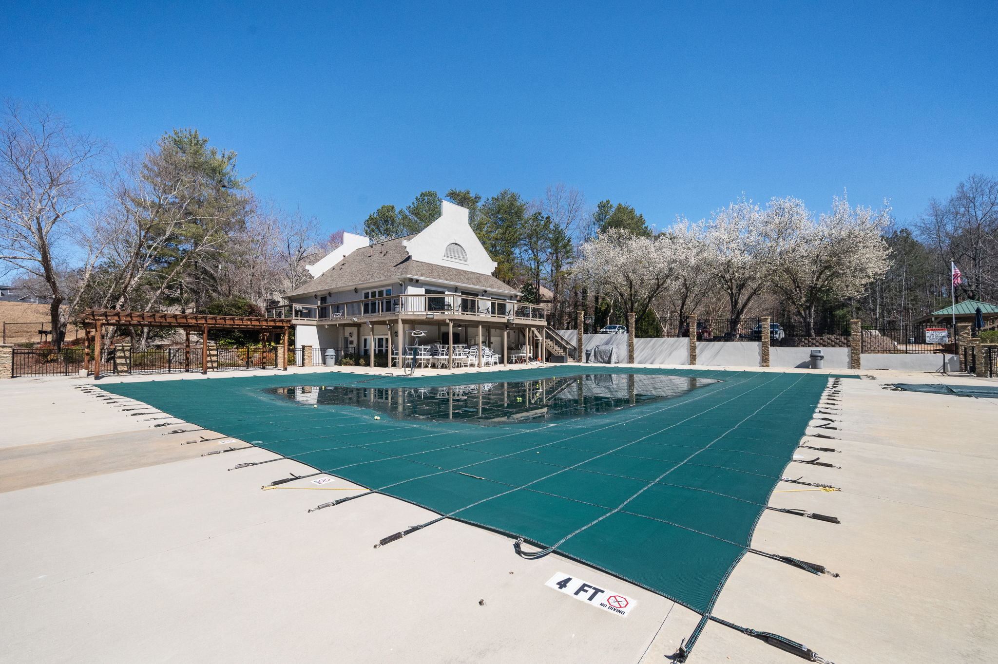 Olympic Size Pool & Kiddie Pool