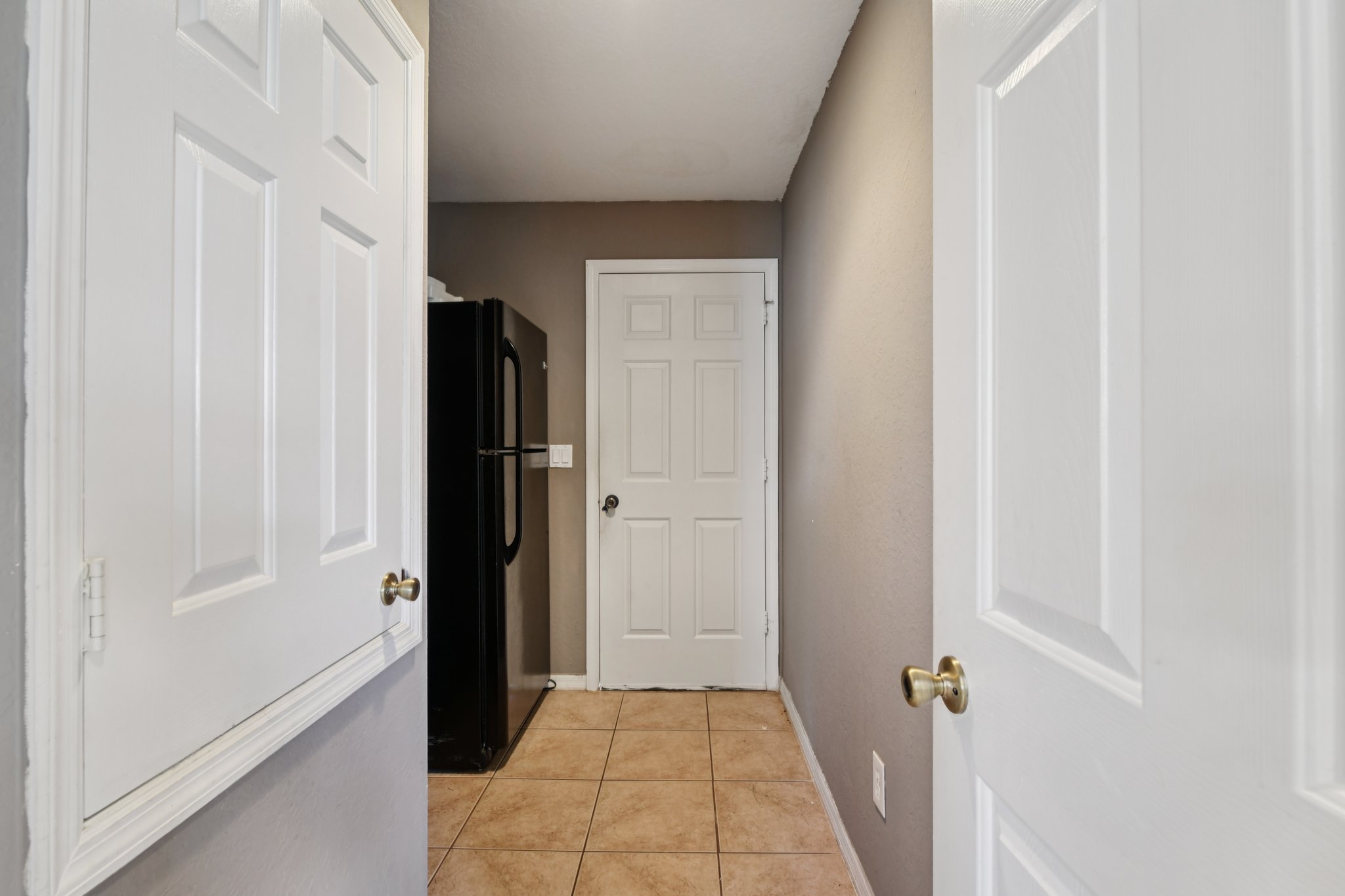 Caraway Dr-S1807-028.jpg