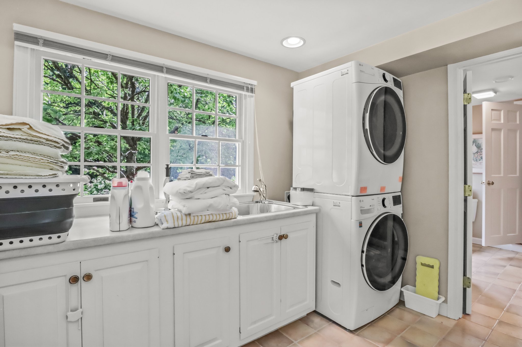Laundry first floor