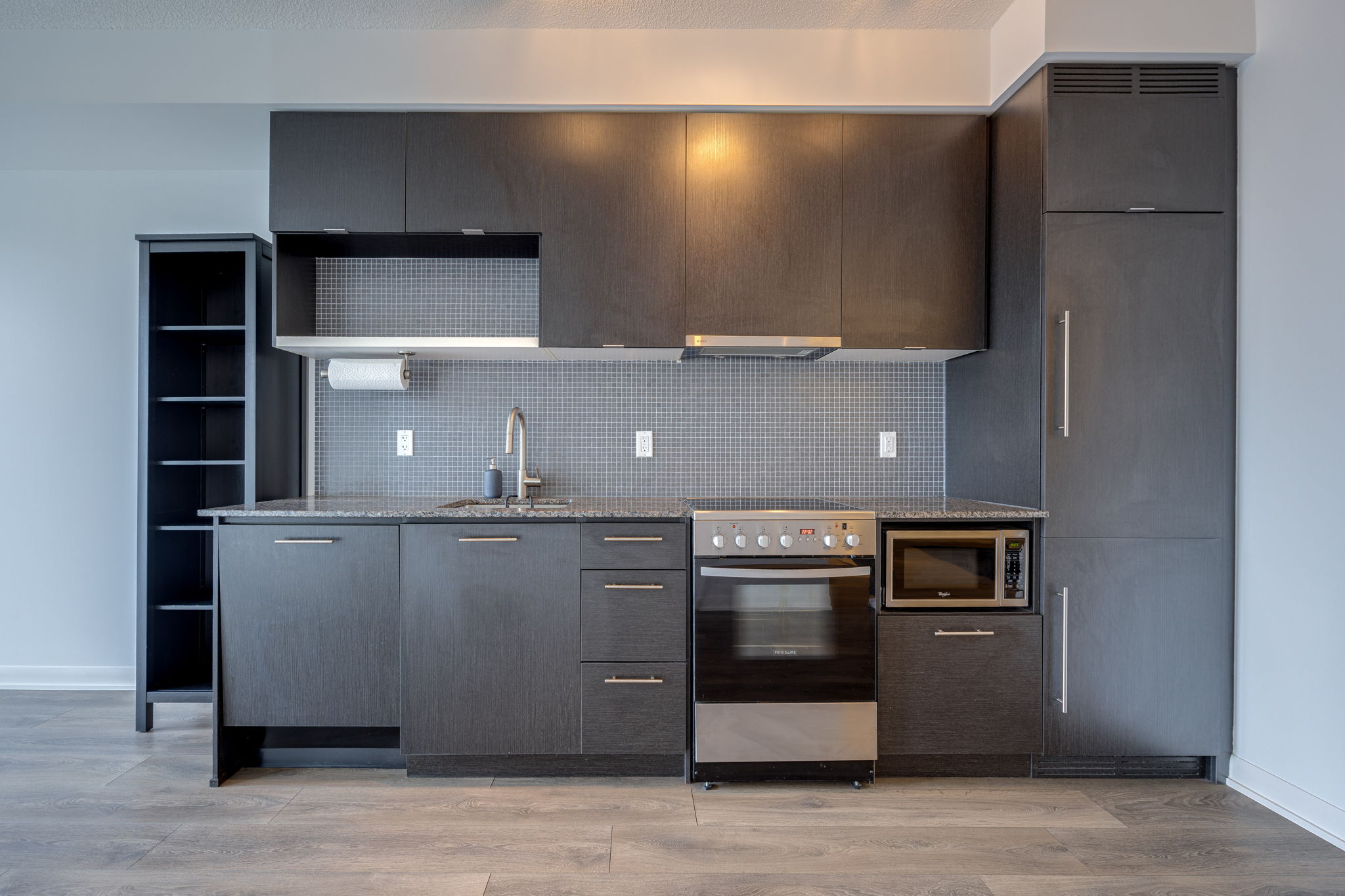 Toronto property showcase — delivered property photograph 3