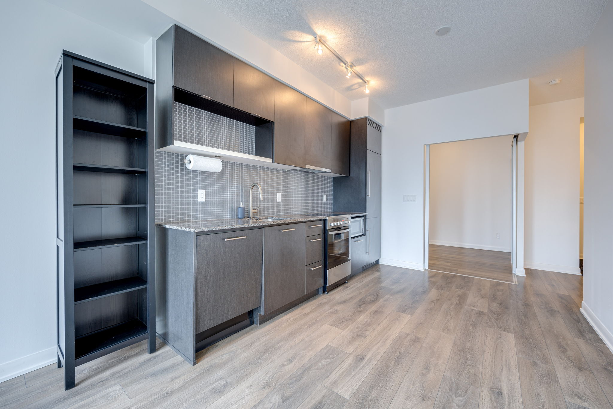 Toronto property showcase — delivered property photograph 4