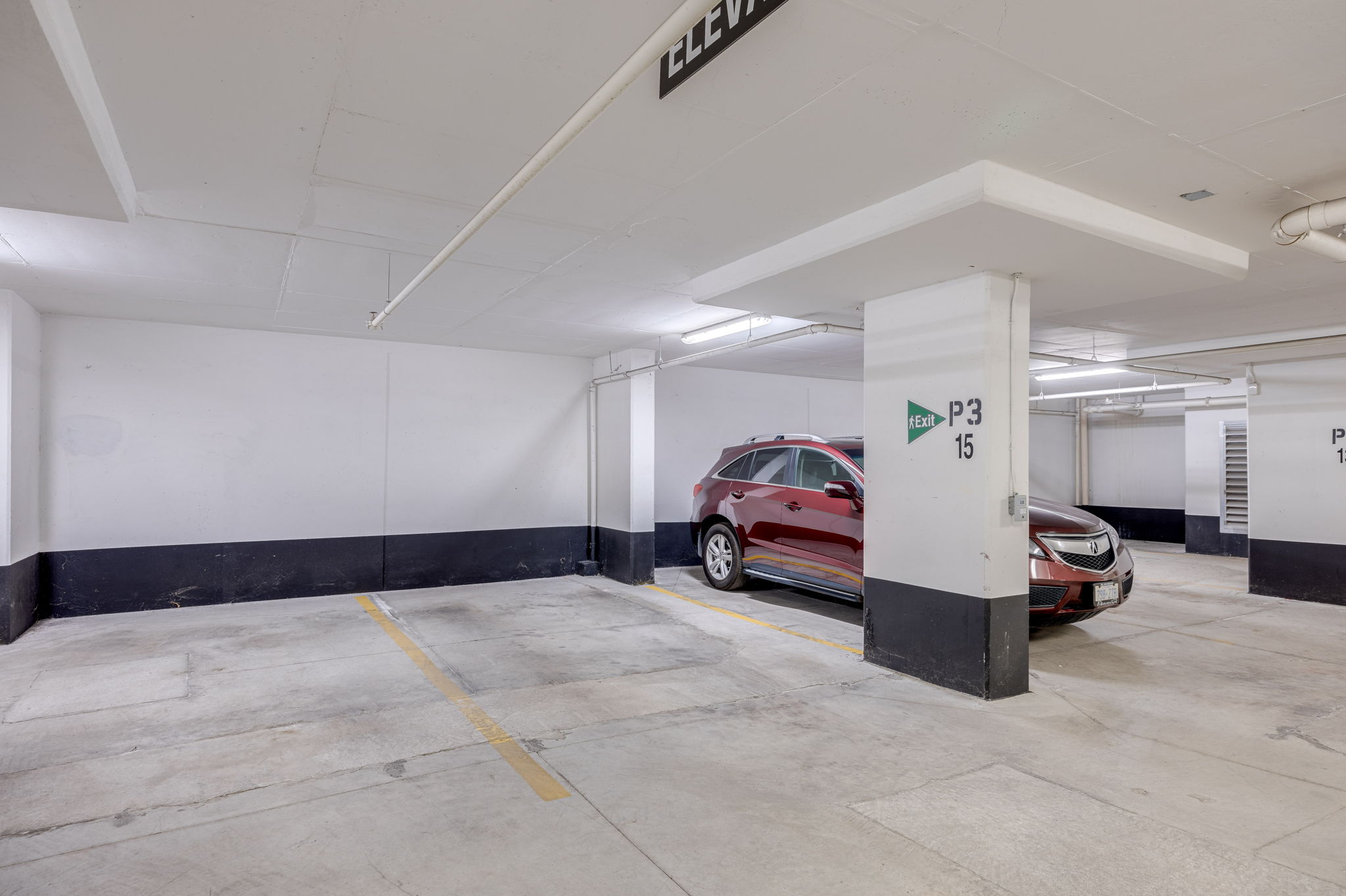 Toronto property showcase — delivered property photograph 22