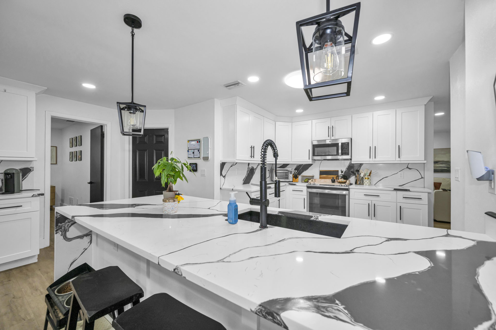 Kitchen 8