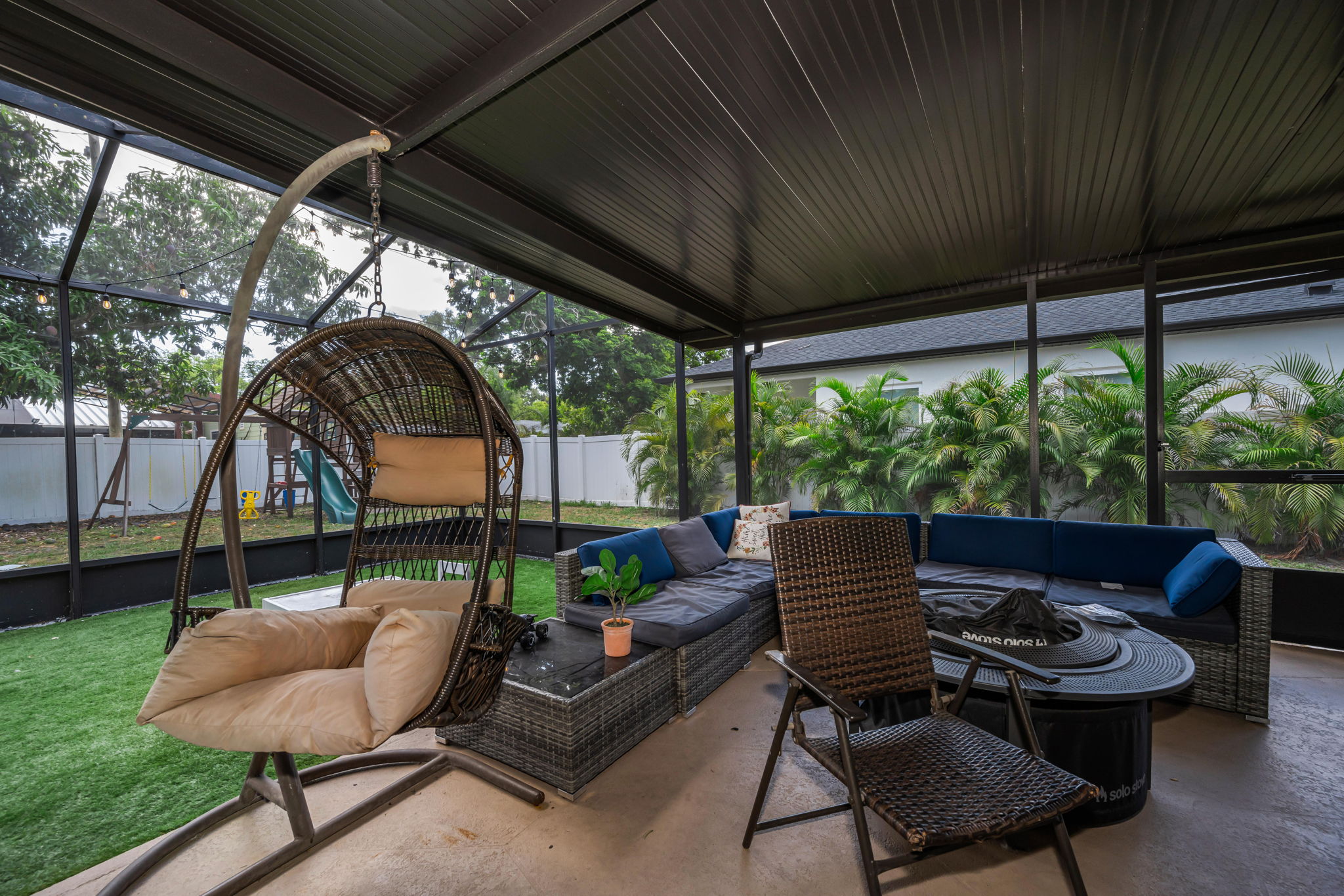 Lanai 2