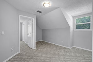  Photo 37
