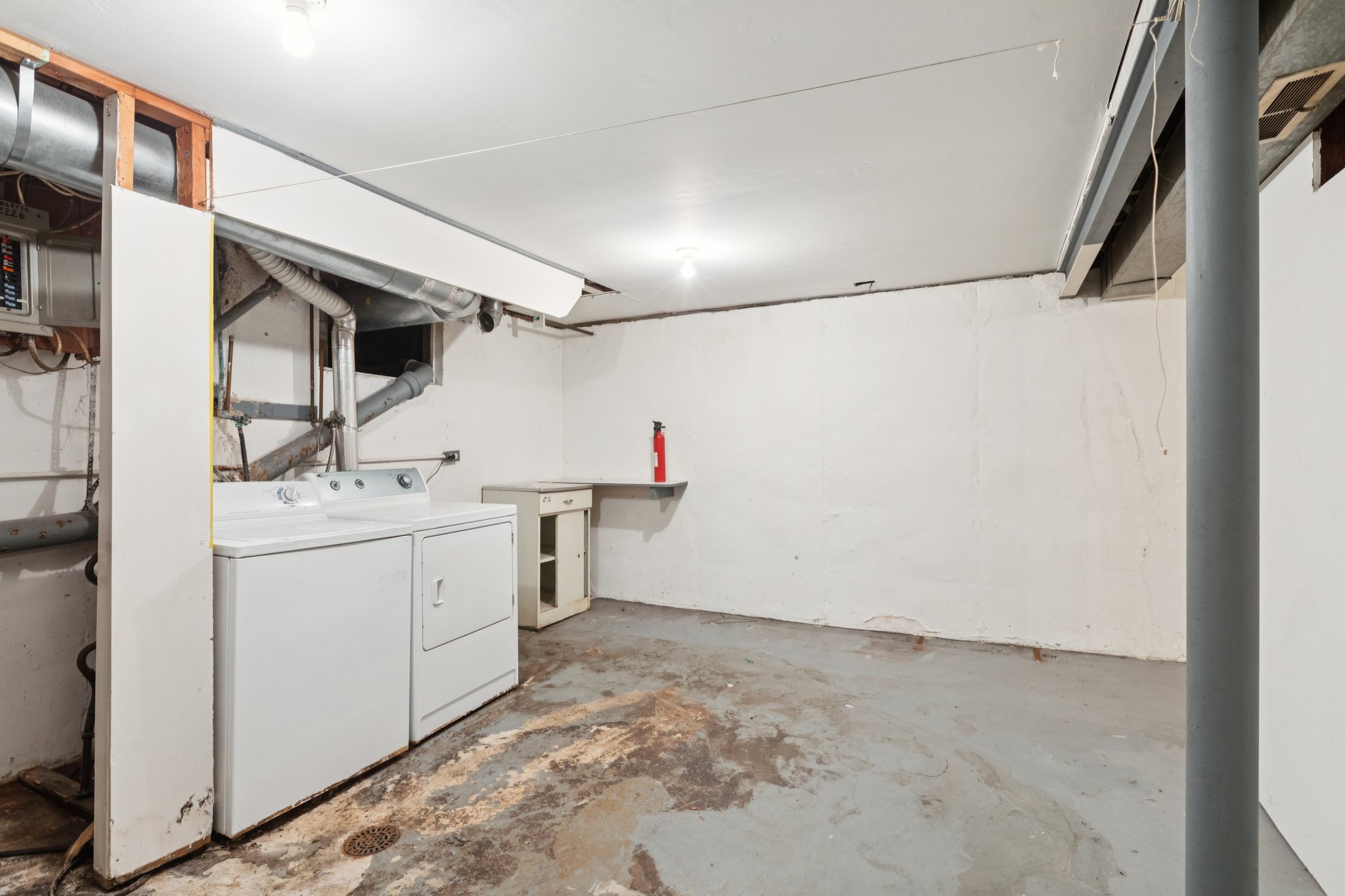 7803 - 4350 N Drury Ave_022.jpg