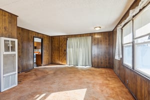 7803 - 4350 N Drury Ave_013.jpg