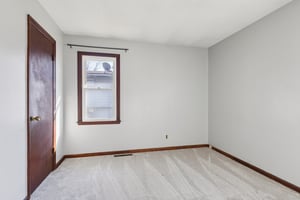 7803 - 4350 N Drury Ave_017.jpg