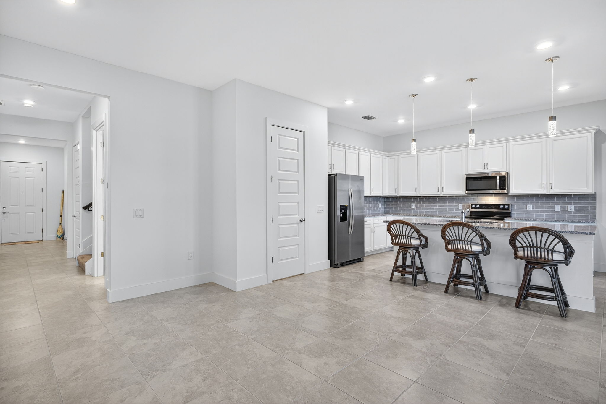 Breakfast Bar 1 of 3