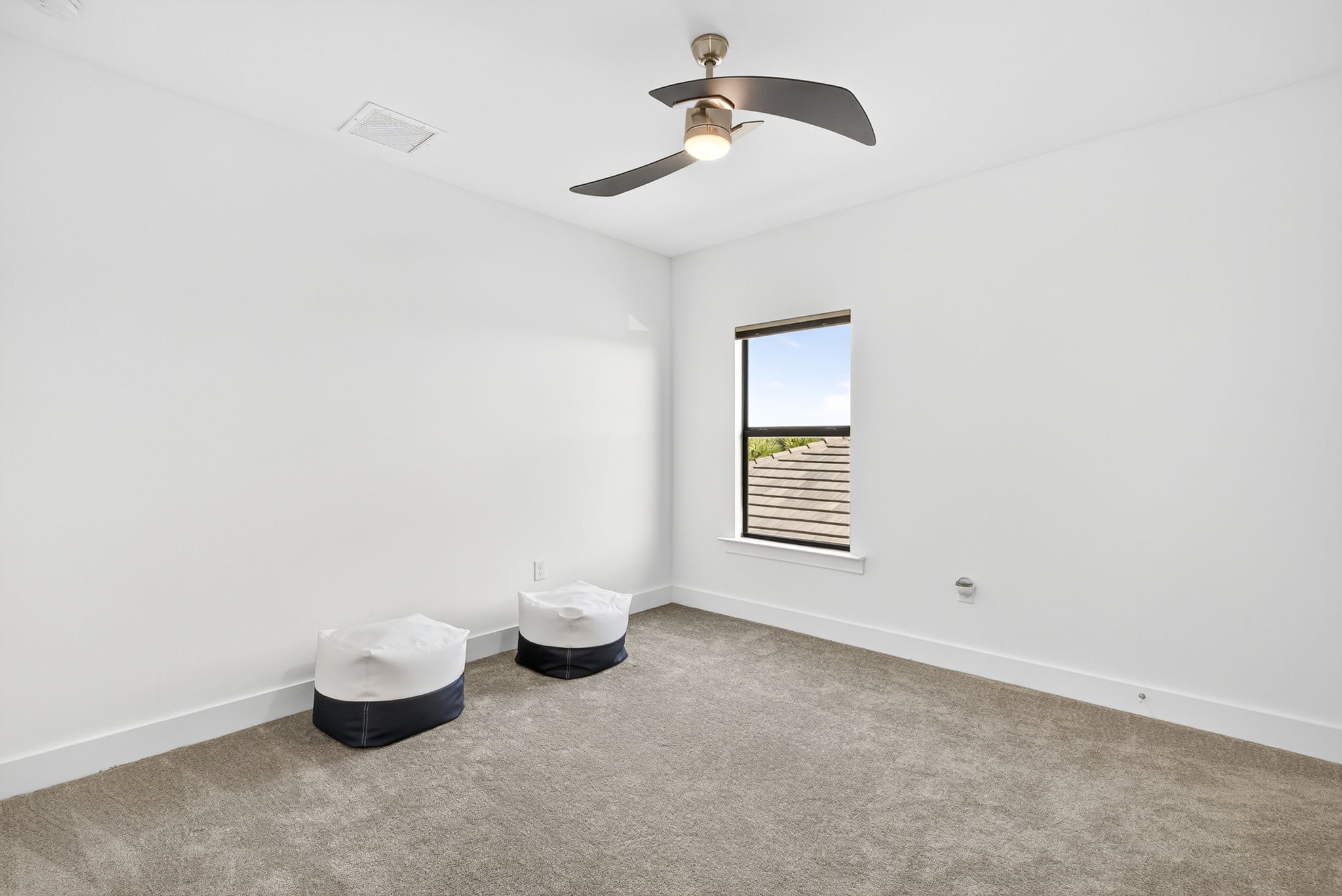 Guest Bedroom 1 - 1 of 2