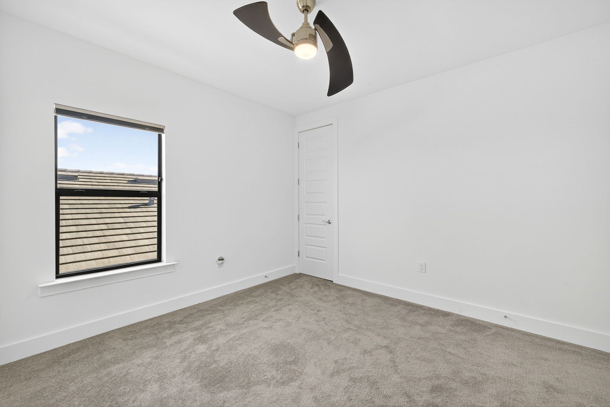 Guest Bedroom 1 - 2 of 2