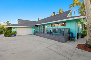 Front Exterior 4 of 4