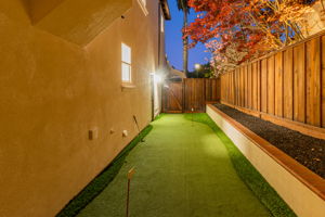  Photo 35