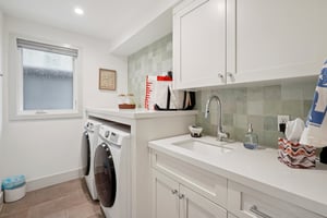 27th St-L0309-038.jpg
