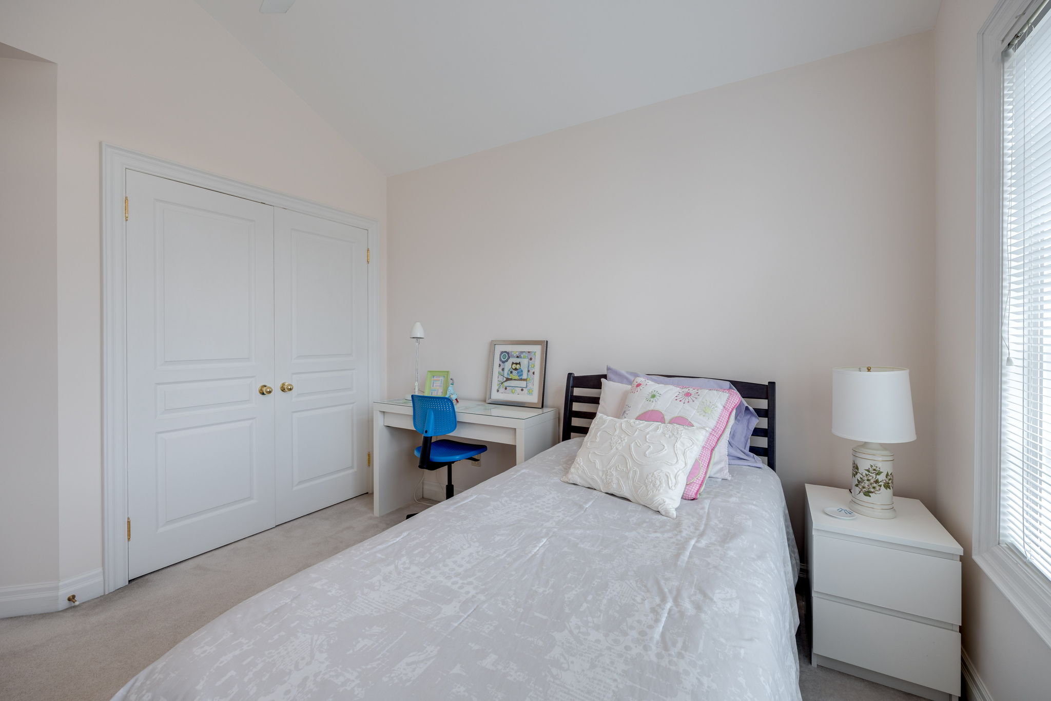 Toronto property showcase — delivered property photograph 34