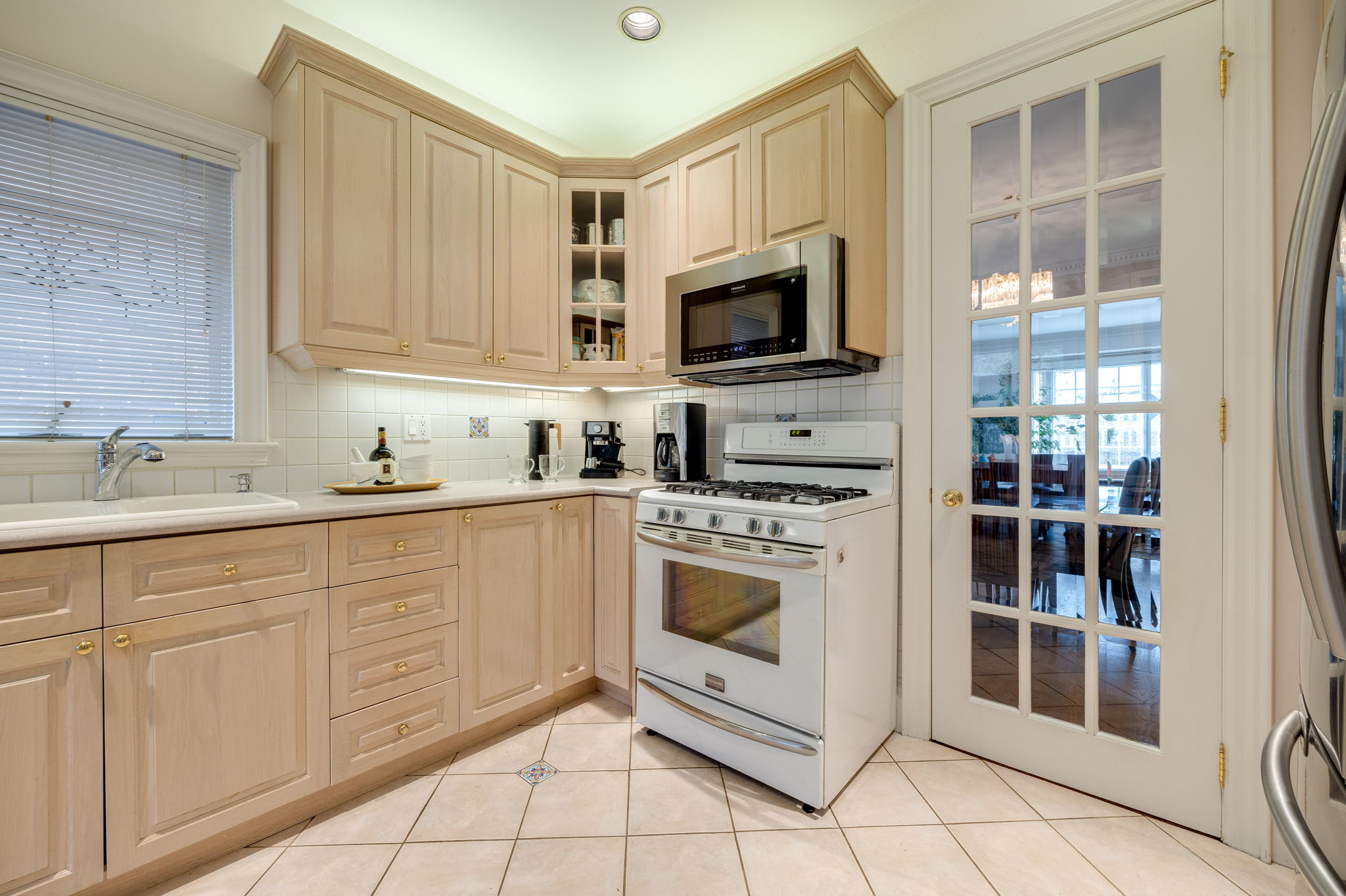 Toronto property showcase — delivered property photograph 14