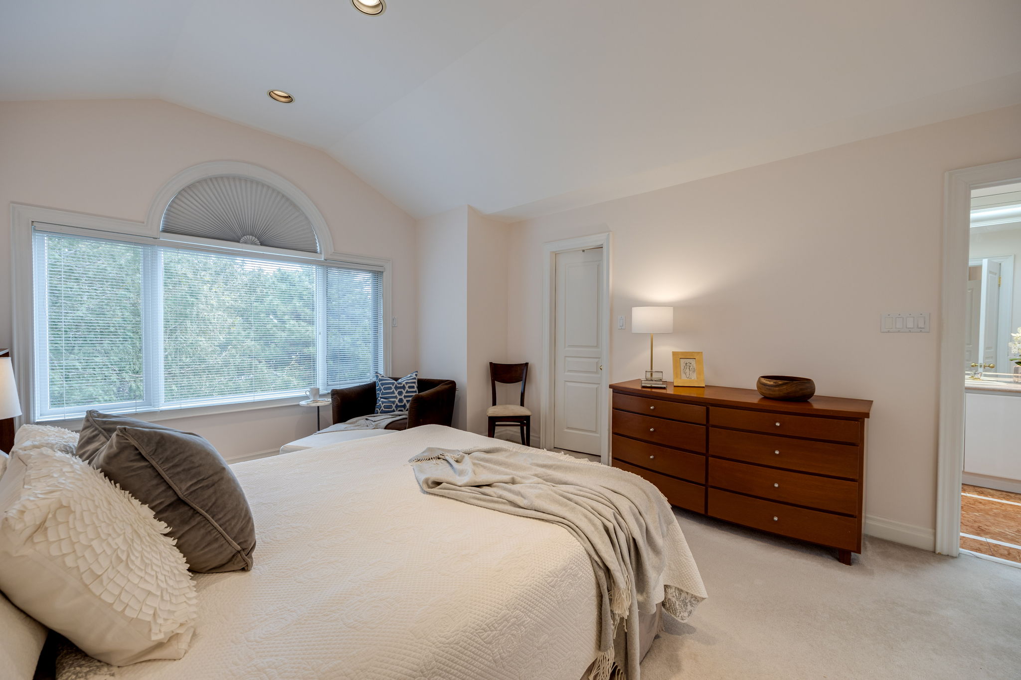 Toronto property showcase — delivered property photograph 24