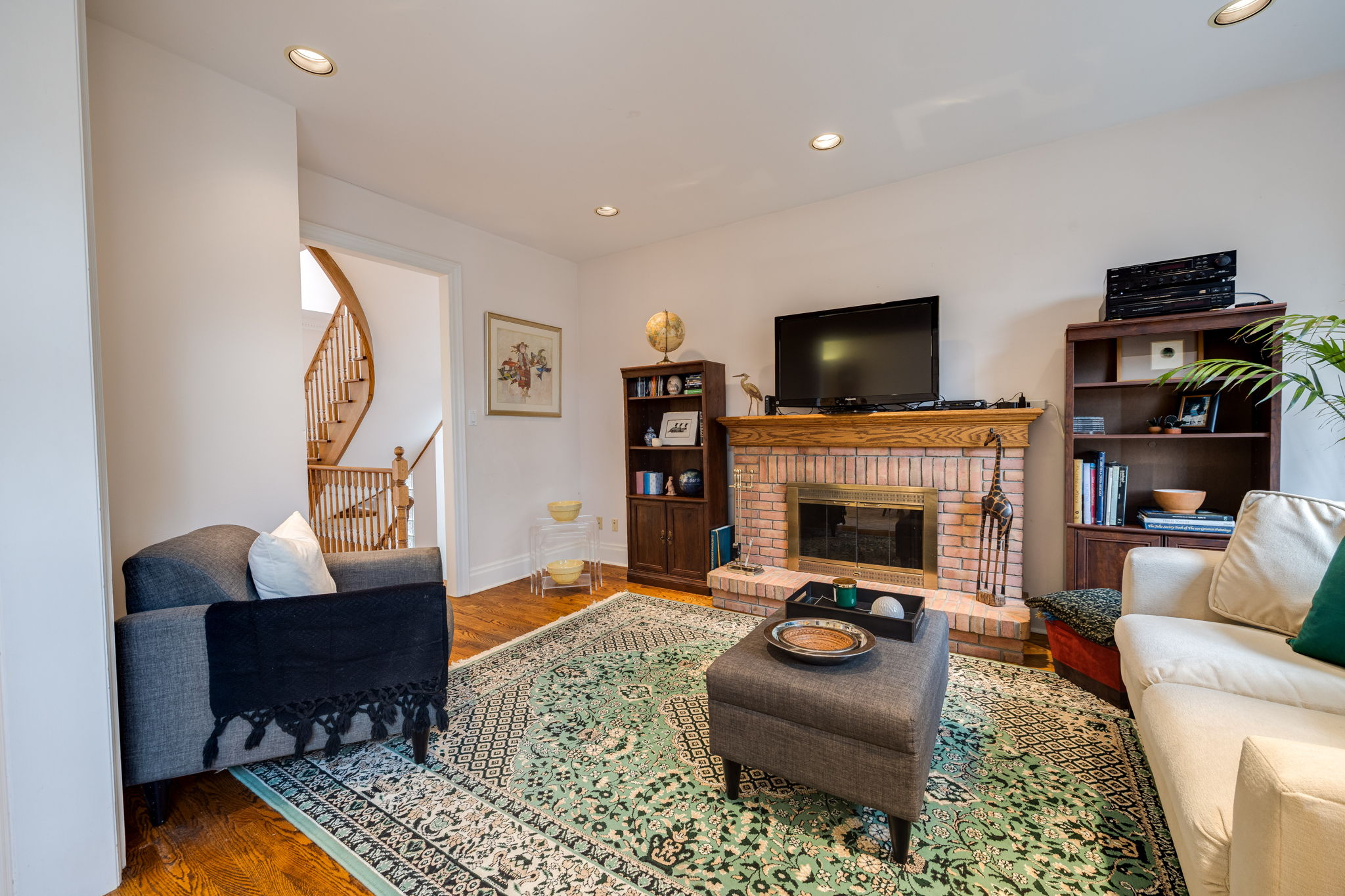 Toronto property showcase — delivered property photograph 6