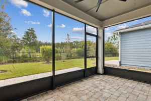 Screened-in Porch