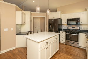 11-Kitchen