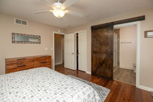 17-Primary Bedroom